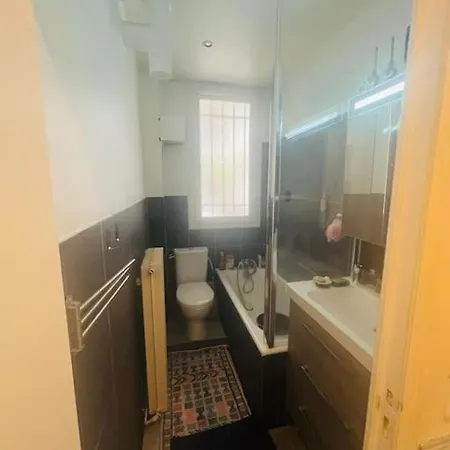 Bel Appt Parisien Proche De La Tour Eiffel Et Des Champs Elysees, 95m2 Apartament
