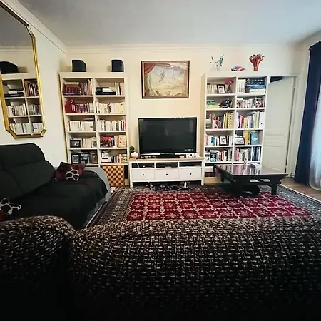 Apartament Bel Appt Parisien Proche De La Tour Eiffel Et Des Champs Elysees, 95m2